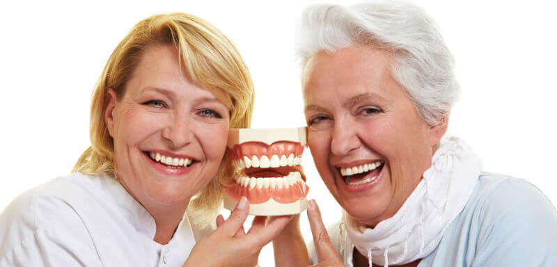 loose-dentures-options-for-stabilizing-dentures